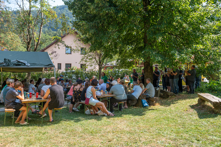 ODPRTA VRATA (19 of 48)